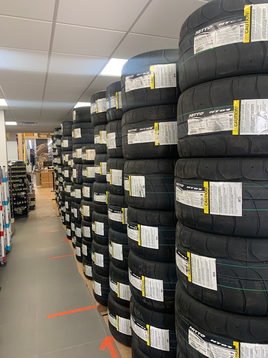 Perry Performance & Competition | 2110 Rue Monterey, Laval, QC H7L 3S3, Canada | Phone: (450) 662-6927