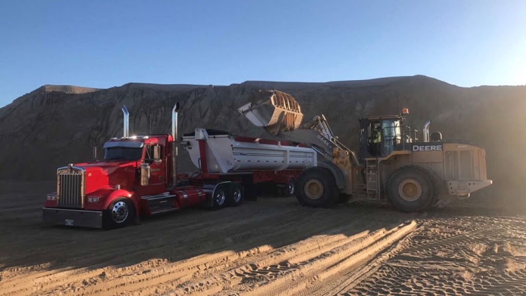 A. Nederhoed Transport Ltd. | 667 Gunn Rd, Oakbank, MB R0E 1J0, Canada | Phone: (204) 224-2671
