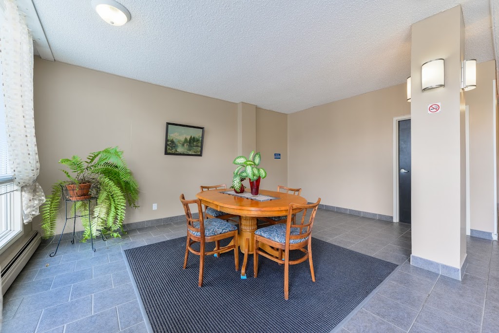 Lansdowne Park | 5210 122 St NW, Edmonton, AB T6H 3S4, Canada | Phone: (780) 413-0411