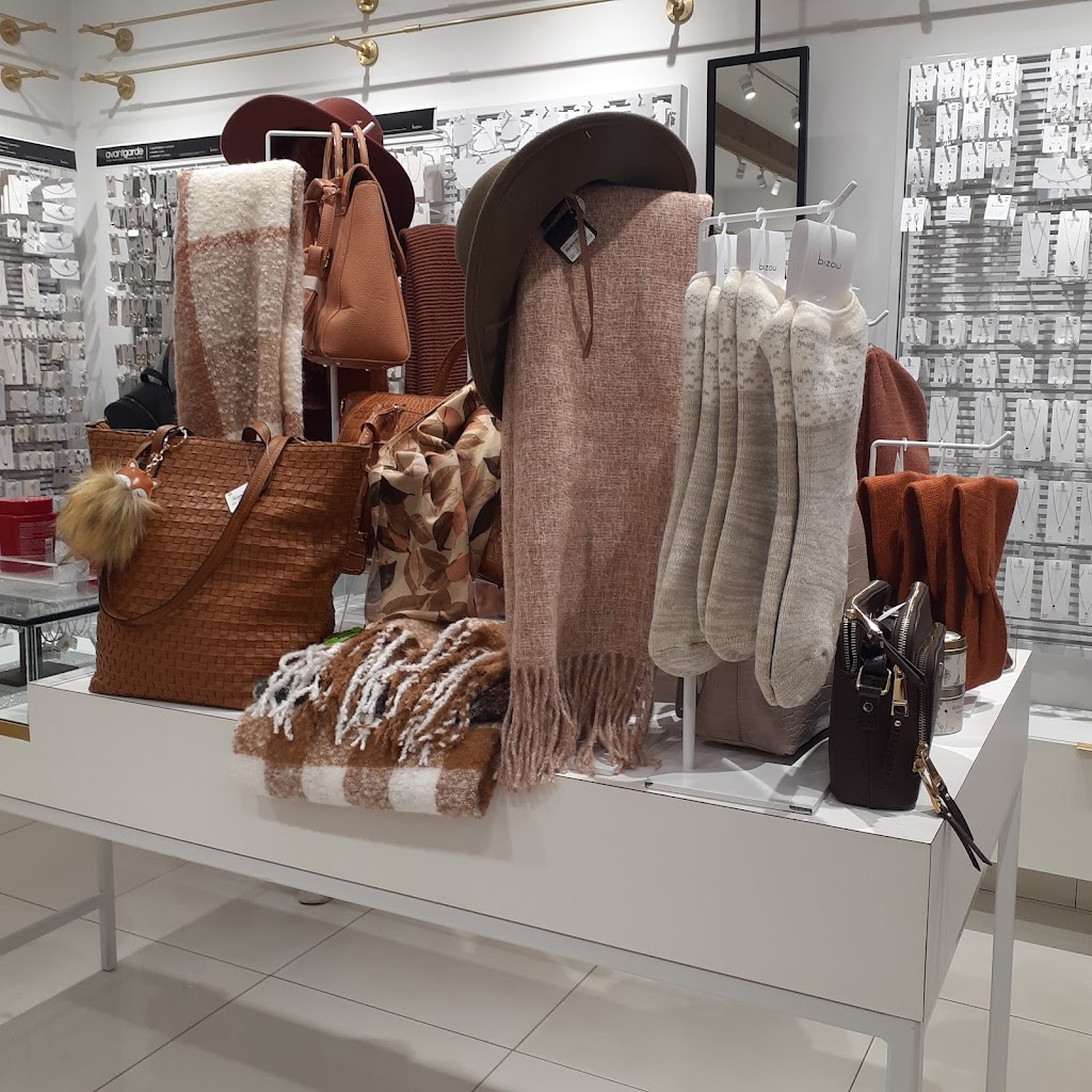 BIZOU | 2700 Bd Laurier #275, Quebec City, QC G1V 4J9, Canada | Phone: (418) 653-5326