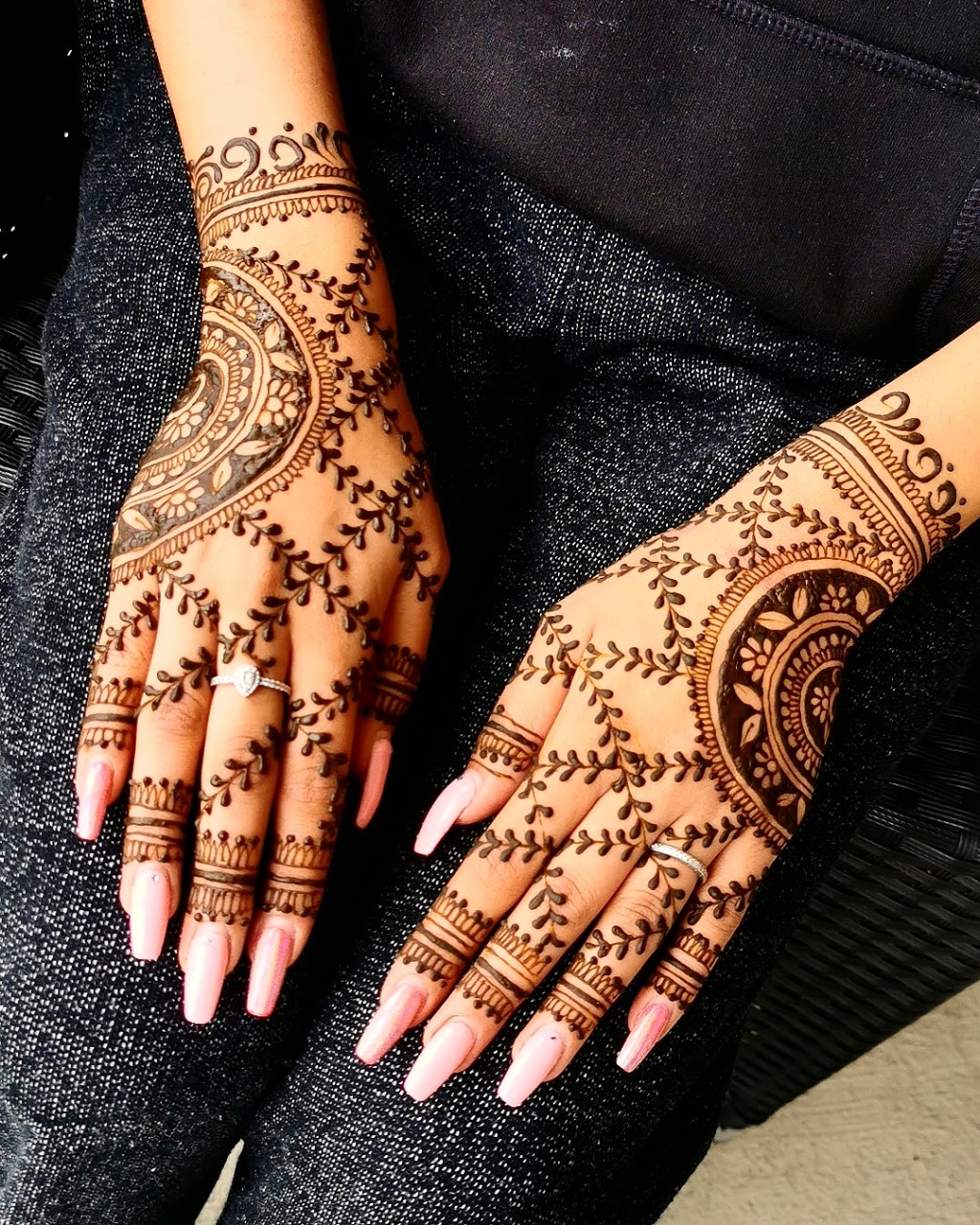 Henna By Nusrat | 34 Springwood Heights Crescent, Brampton, ON L6P 2C3, Canada | Phone: (647) 997-6786