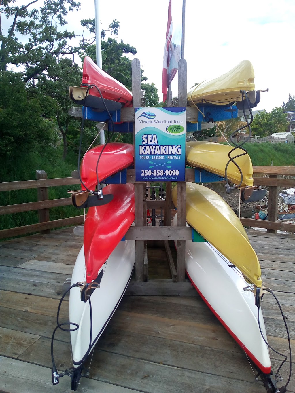 Victoria Waterfront Tours | 475 Head St, Victoria, BC V9A 5S1, Canada | Phone: (250) 858-9090