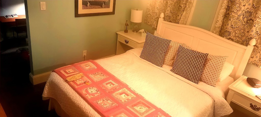 Inn the Elms | 10340 Durham St, Pugwash, NS B0K 1L0, Canada | Phone: (902) 243-2885