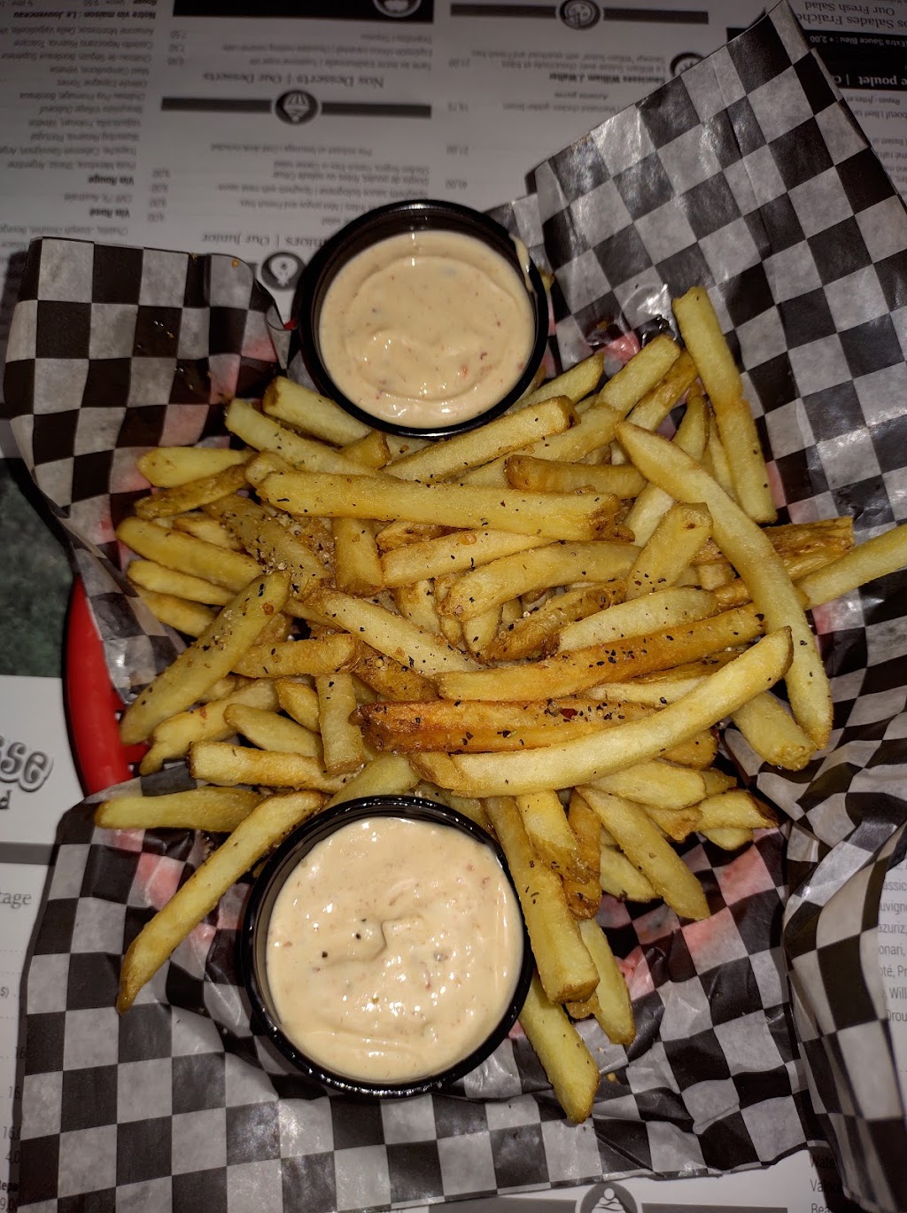 Pub Du Pont | 20 Rue Merry S, Magog, QC J1X 3K9, Canada | Phone: (819) 843-9361