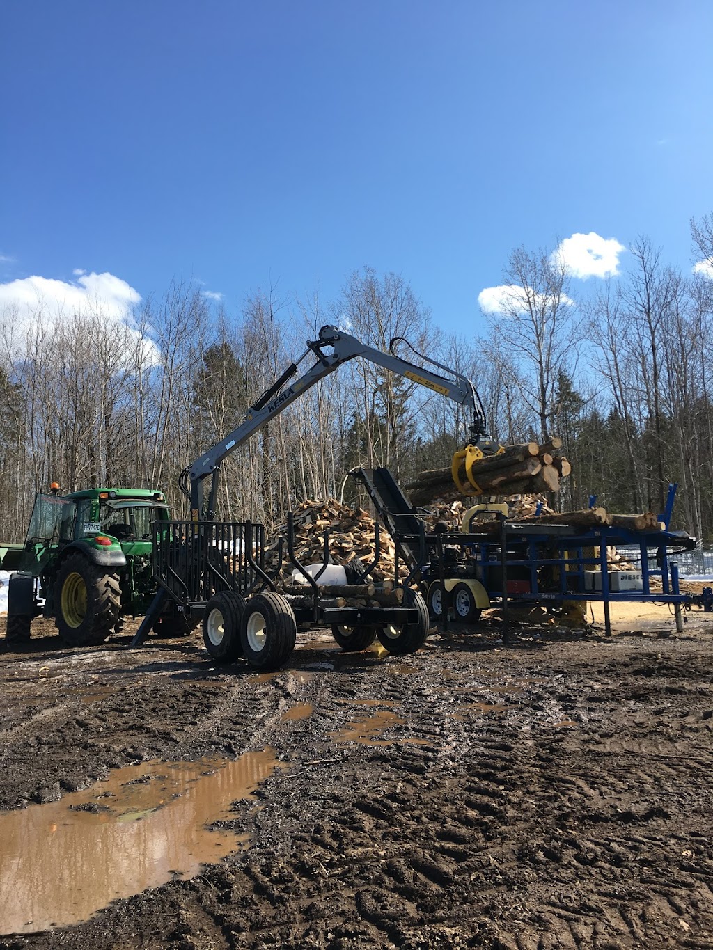 Bois chauffage dionne | Quebec City, QC G2G 2G5, Canada | Phone: (418) 933-9836