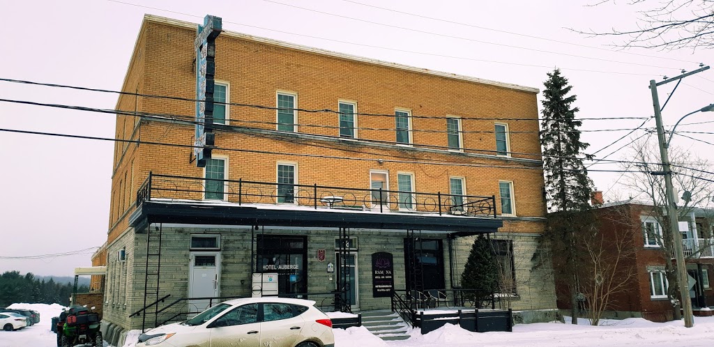 Hotel Motel Sawyerville | 18 Rue Principale N, Sawyerville, QC J0B 3A0, Canada | Phone: (819) 889-2967