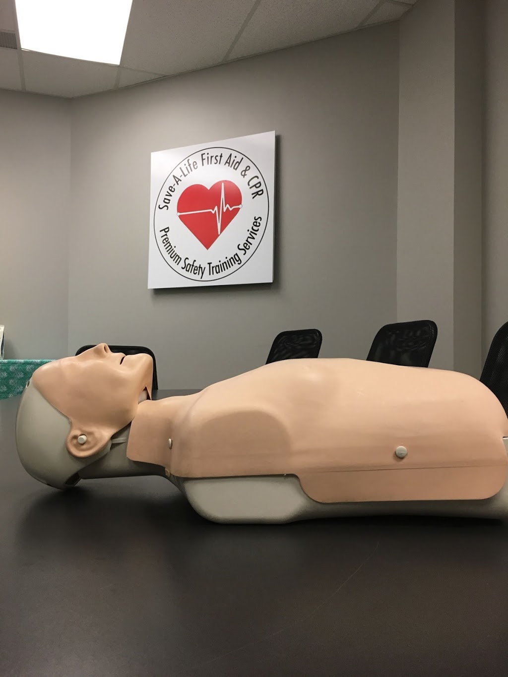 Save-A-Life First Aid & CPR | 155 Frobisher Dr G115, Waterloo, ON N2V 2E1, Canada | Phone: (519) 589-9367