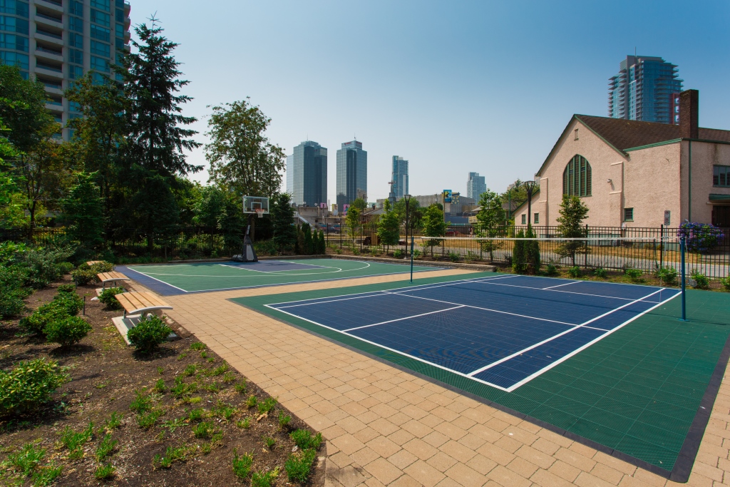 Parkview Towers | 4769 Hazel St, Burnaby, BC V5H 1S7, Canada | Phone: (604) 634-0944