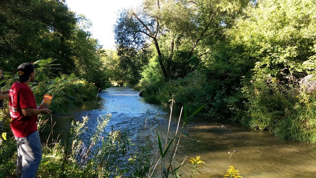Bowmanville Creek South Parking Lot | 95 Baseline Rd W, Bowmanville, ON L1C 5G3, Canada