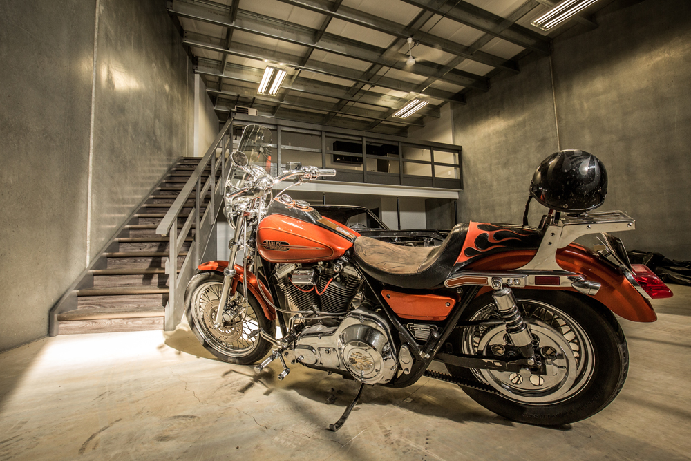 Garage World | 5217 Duncan Ave, Queen Elizabeth II Highway, Blackfalds, AB T0M 0J0, Canada | Phone: (403) 506-3373
