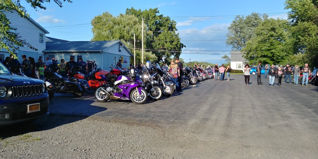 Calhoons pub And Grove | 2598 Main St, Newfane, NY 14108, USA | Phone: (716) 638-0455