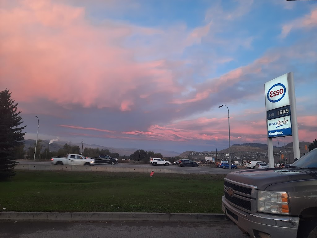 Husky Truck Stop | ave, 6322 Halston Ave, Kamloops, BC V2H, Canada | Phone: (250) 372-0451