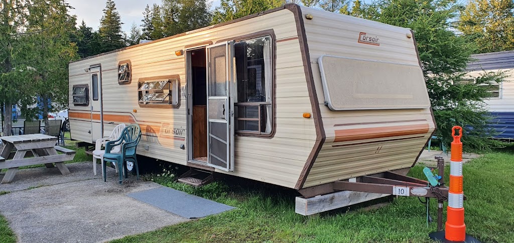 Whispering Cedars Park | 270 Myles Bay Shore Rd, Lions Head, ON N0H 1W0, Canada | Phone: (519) 800-7096
