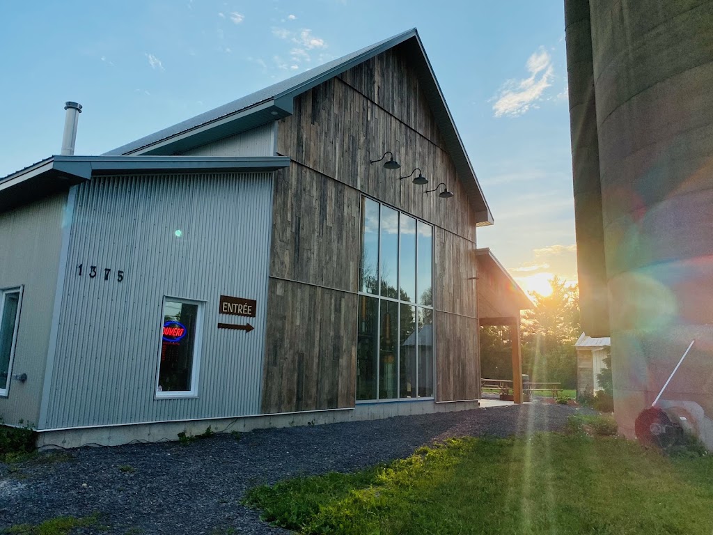 Terre à Boire - Ferme Brassicole & Distillerie | 1375 Rue Principale, Saint-Blaise-sur-Richelieu, QC J0J 1W0, Canada | Phone: (450) 545-0257