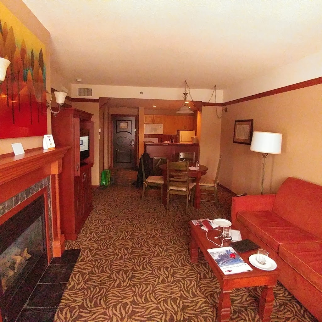 Sommet des Neiges | 150 Chemin au Pied de la Montagne, Mont-Tremblant, QC J8E 3M2, Canada | Phone: (819) 681-9000