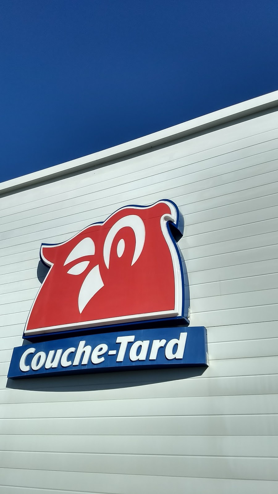 IRVING 24 | 1241 Autoroute Duplessis, LAncienne-Lorette, QC G2G 2B4, Canada | Phone: (418) 871-7361