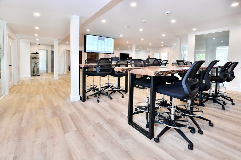 Montreals Elite Real Estate Group | 15F Av. Cartier, Pointe-Claire, QC H9S 3R6, Canada | Phone: (514) 570-5783