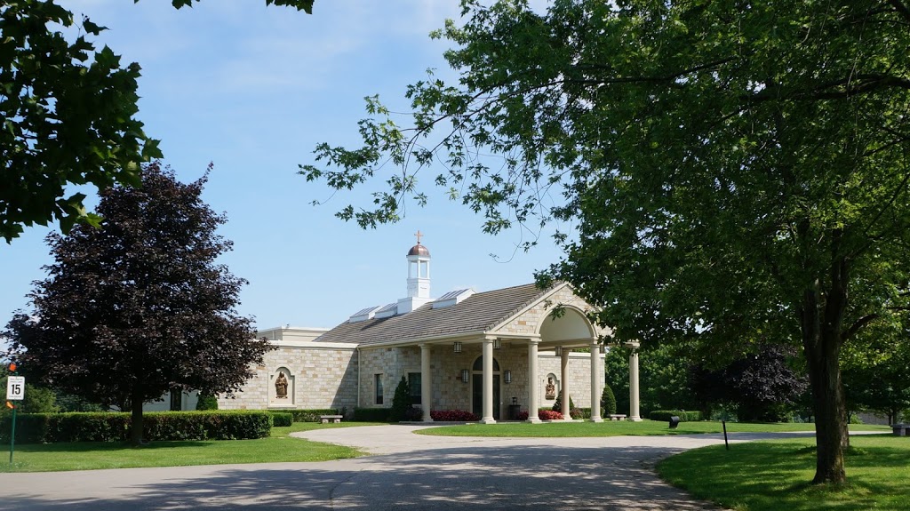 Holy Cross Cemetery | 620 Governors Rd E, Paris, ON N3L 3E1, Canada | Phone: (519) 442-2608
