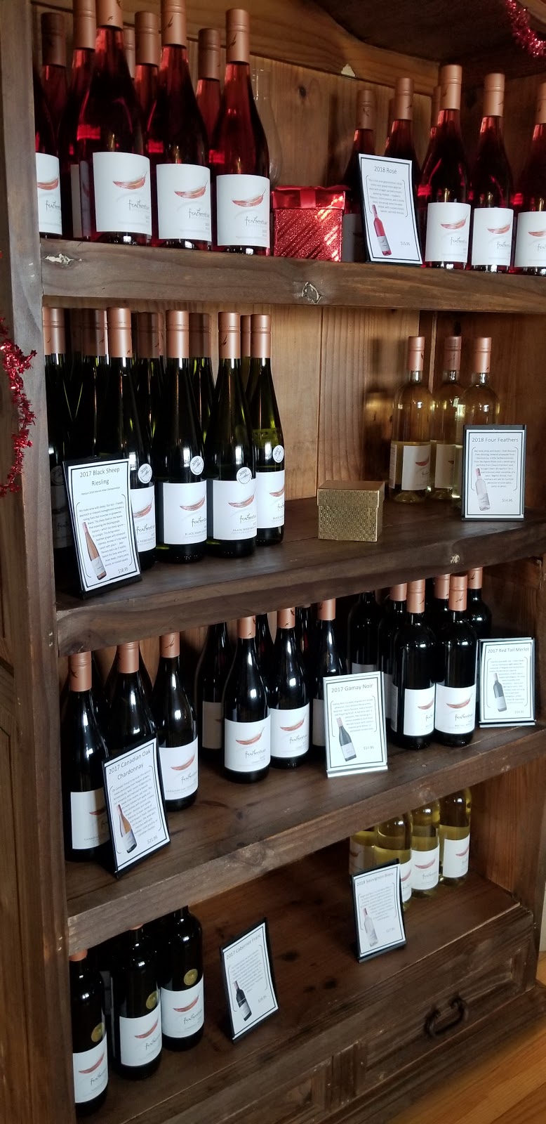 Featherstone Estate Winery & Vineyard | 3678 Victoria Ave, Vineland, ON L0R 2C0, Canada | Phone: (905) 562-1949