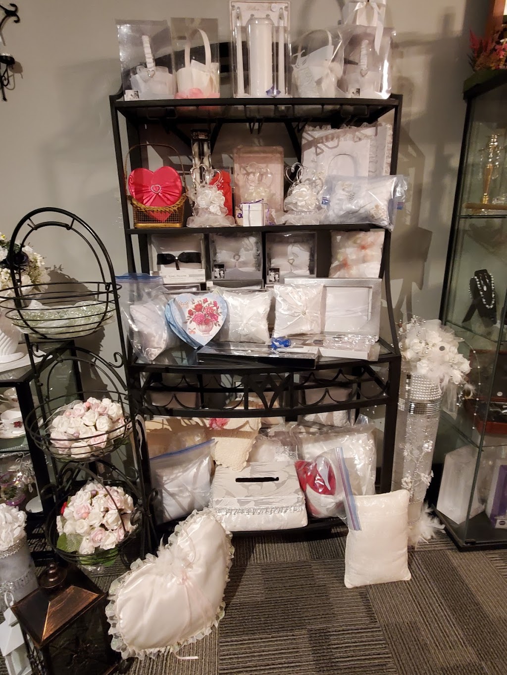 Unbreakable Tie Wedding & Event Planner | 35 8 Ave SE, High River, AB T1V 1E8, Canada | Phone: (403) 652-9519