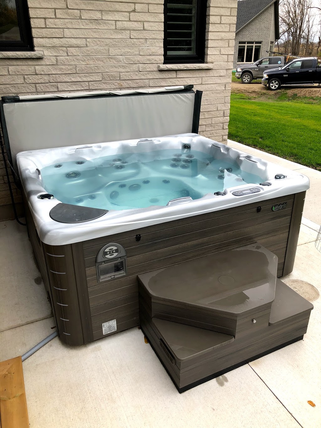Beachcomber London | 754 Wharncliffe Rd S, London, ON N6J 2N4, Canada | Phone: (519) 681-0249