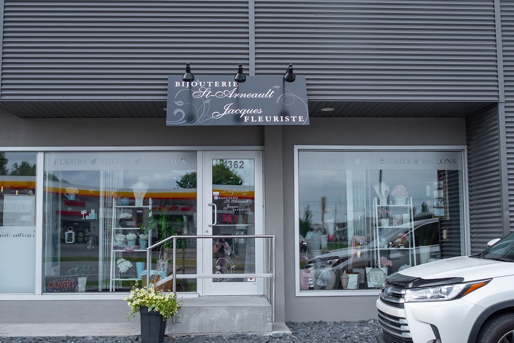 Bijouterie St-Arneault | 1362 Rue dActon, Acton Vale, QC J0H 1A0, Canada | Phone: (450) 546-2493