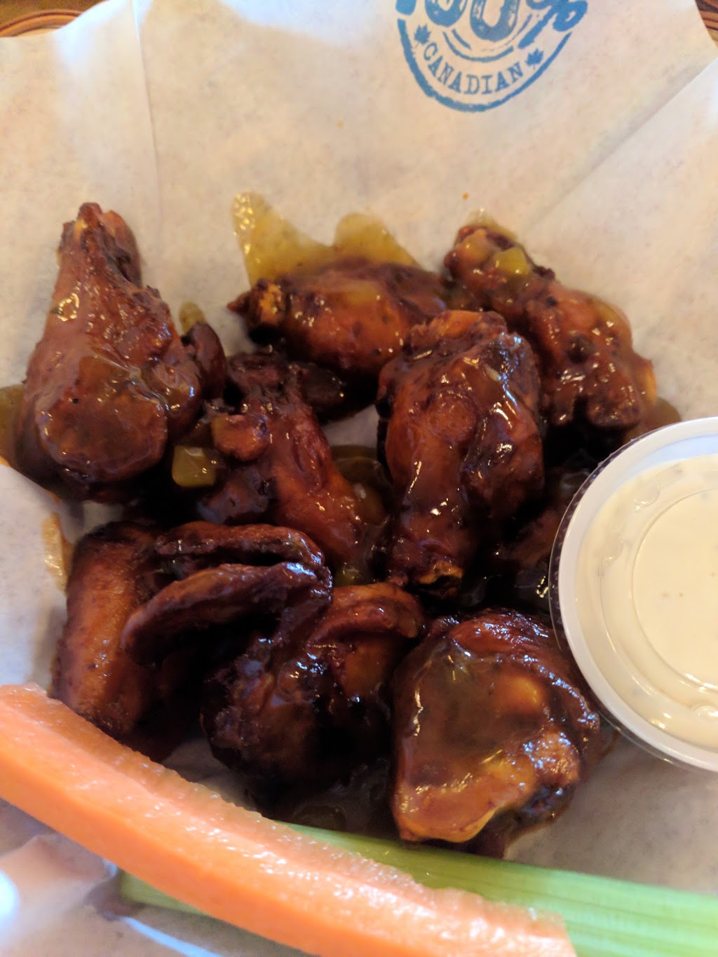 Wild Wing | Landmark Theatre, 75 Consumers Dr, Whitby, ON L1N 9S2, Canada | Phone: (905) 444-9453
