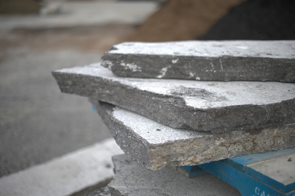 Crowhurst Construction Landscape Depot | 1560 Chemong Rd, Peterborough, ON K9J 6X2, Canada | Phone: (705) 977-1498