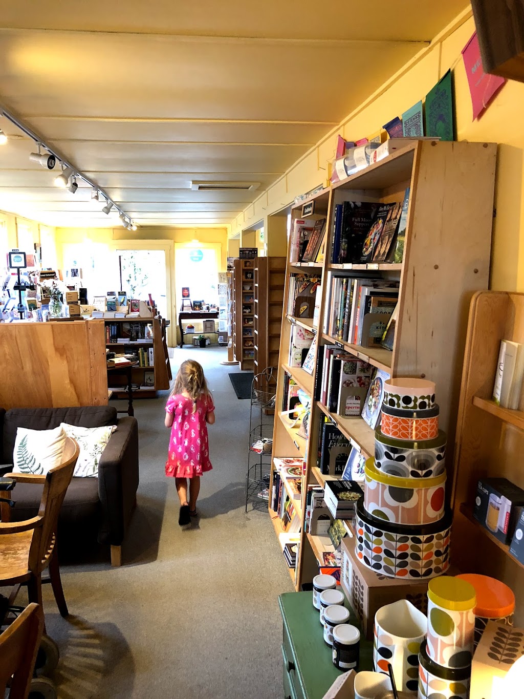 Darvills Book Store | 296 Main St, Eastsound, WA 98245, USA | Phone: (360) 376-2135