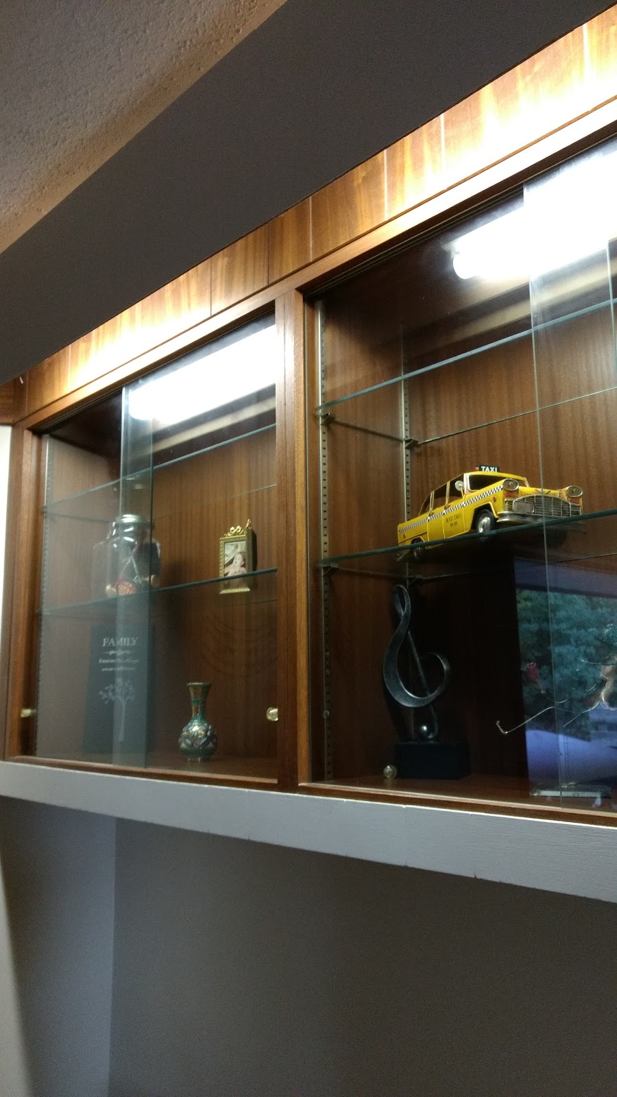 Halls Cleaning & Maintenance | 128 Massey Rd, Cobourg, ON K9A 4J8, Canada | Phone: (905) 349-2560