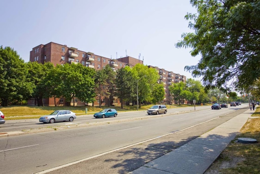 Morning Star Apartments | 3420 Morning Star Dr, Mississauga, ON L4T 1X9, Canada | Phone: (905) 677-8854