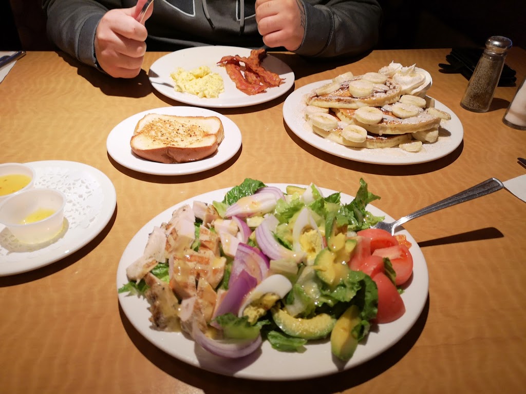 Smittys Family Restaurant | 545 Island Hwy E, Parksville, BC V9P 1T5, Canada | Phone: (250) 248-2432