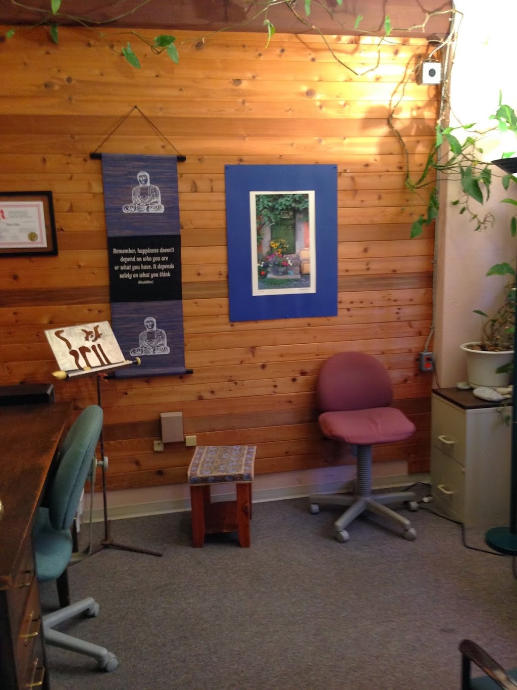 Lake & Associates Counselling Inc. | 1944 Riverside Ln #313, Courtenay, BC V9N 0E5, Canada | Phone: (604) 505-3536