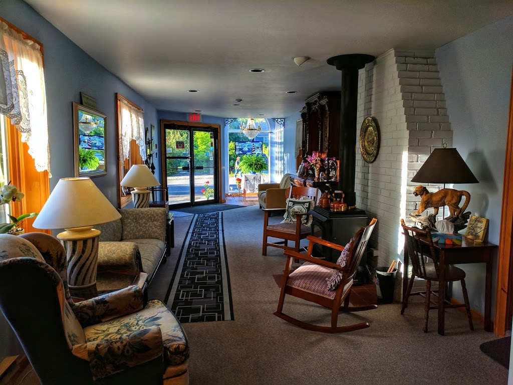Windspire Inn | 276 Mill St, Port Elgin, ON N0H 2C0, Canada | Phone: (519) 389-3898