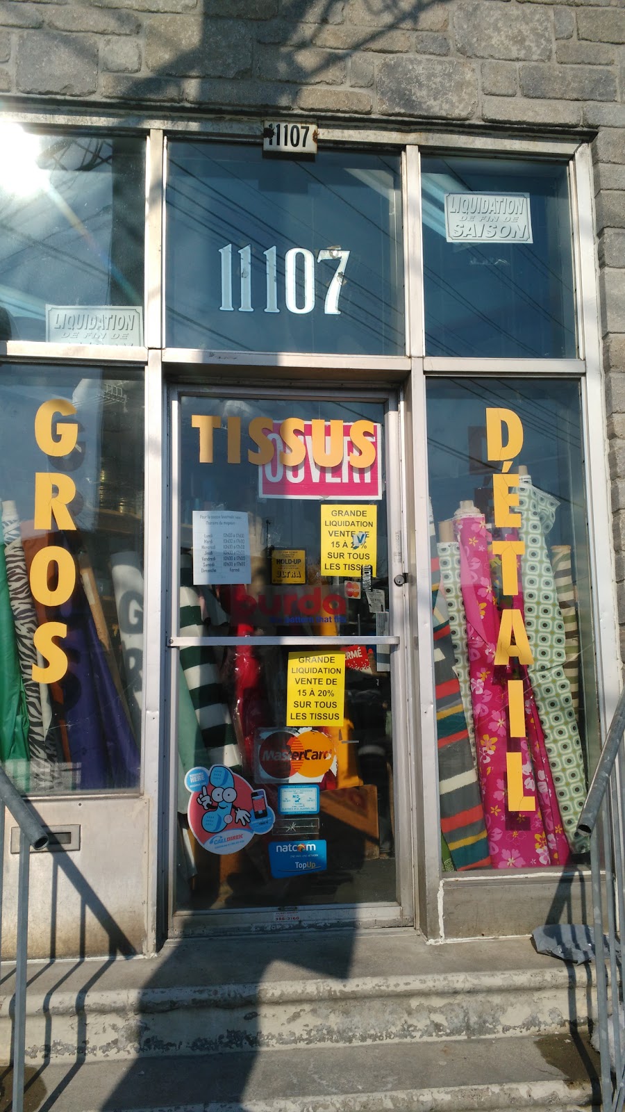 Tissus Liquidation | 11107 Av lArchevêque, Montréal-Nord, QC H1H 3A8, Canada | Phone: (514) 324-7117
