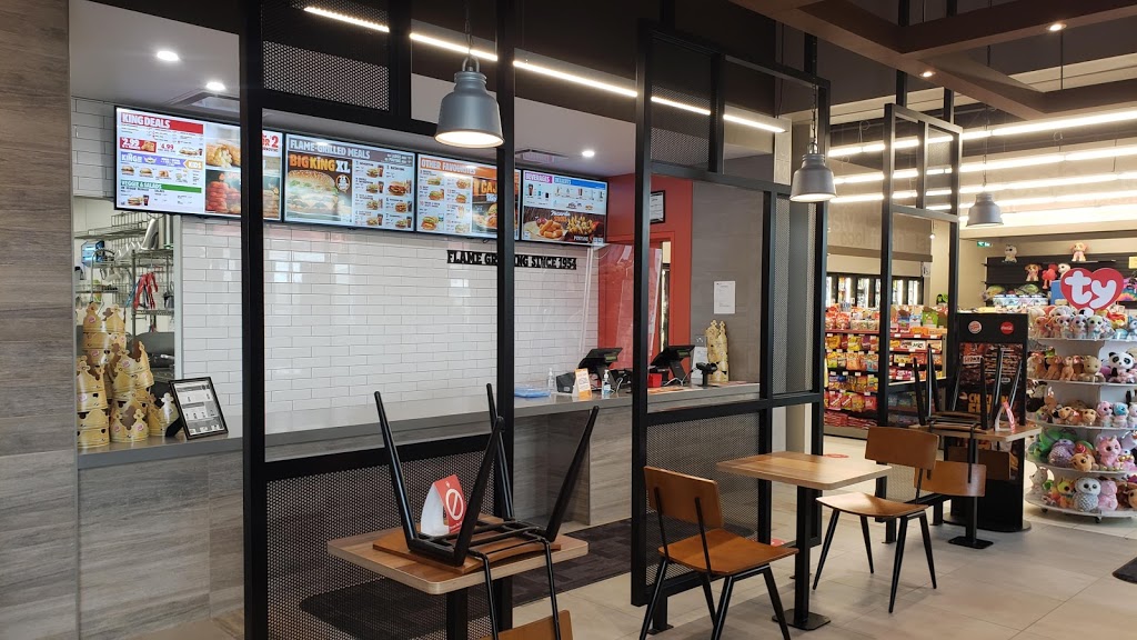 Burger King | 101 - 1 Junction Dr, Red Deer County, AB T0M 1R0, Canada | Phone: (587) 797-2507