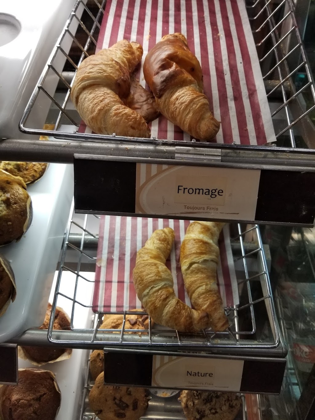 Tim Hortons | 7370 Boul Langelier, Saint-Léonard, QC H1S 3C4, Canada | Phone: (514) 253-7708