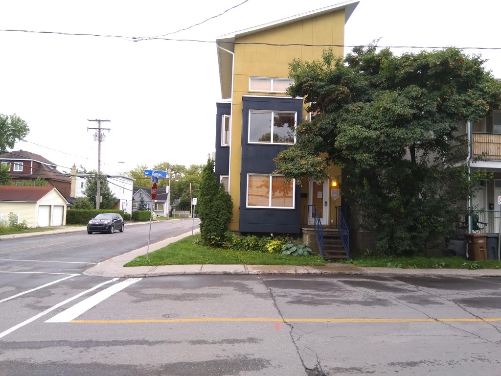 Le Philemon | 47 Rue Dumas, Gatineau, QC J8Y 2N2, Canada | Phone: (819) 776-0769