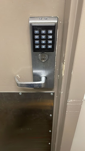 Rapid River Locksmith Vaughan | 172 Connie Crescent, Concord, ON L4K 1L7, Canada | Phone: (289) 401-0234
