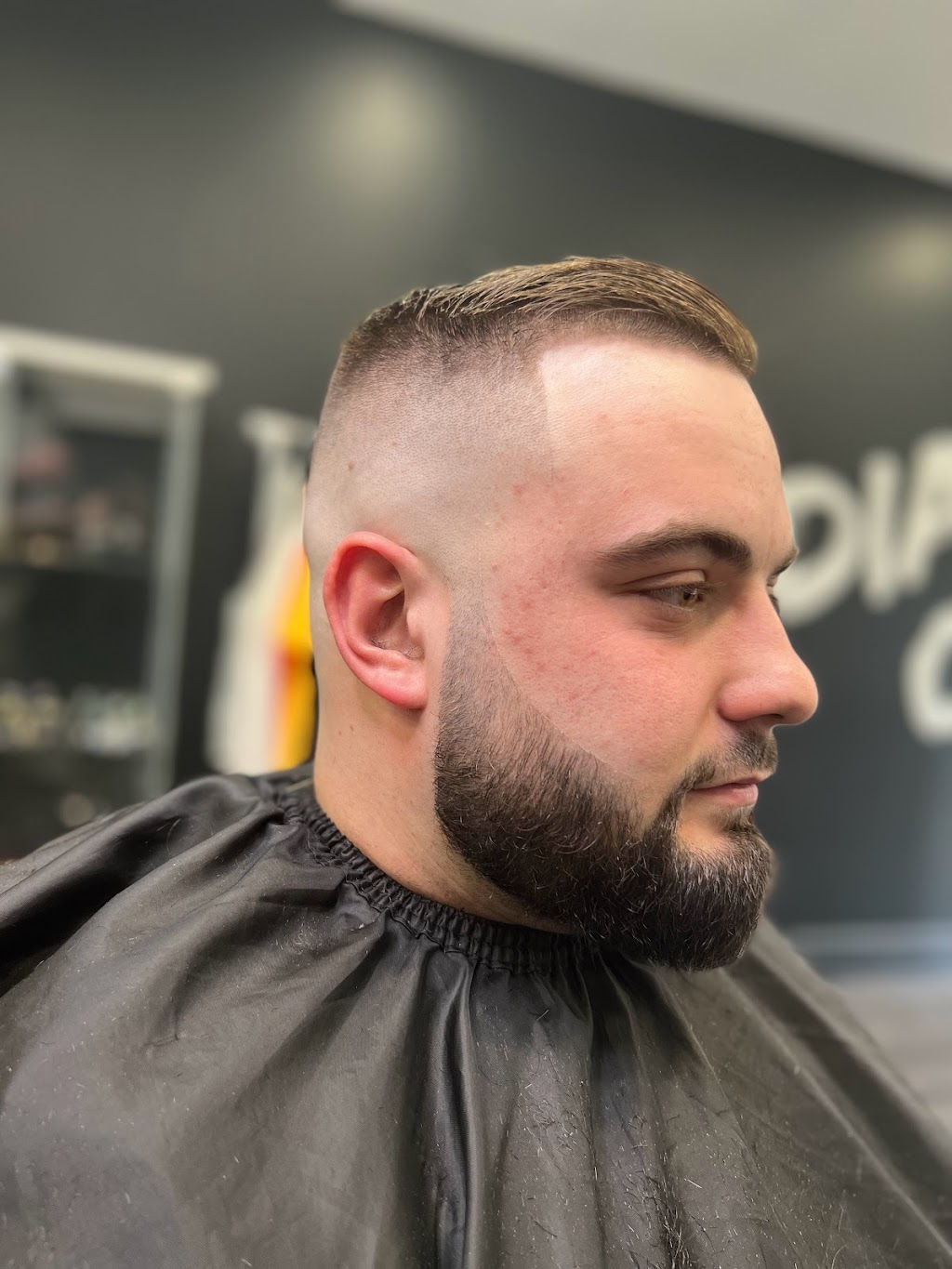 Salon de barbier Diamond Cutz | 1318 Av Victoria, Greenfield Park, QC J4V 1L8, Canada | Phone: (438) 462-6240