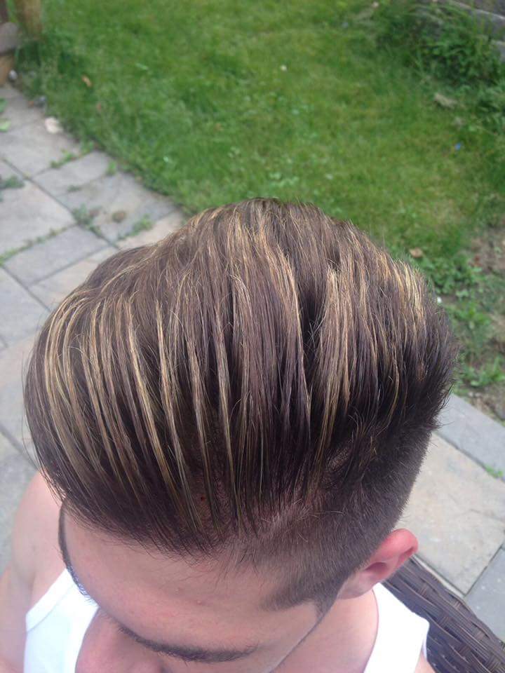 Coiffure Kartier للرجال أهلا وسهلا | 3088 Boulevard Cartier O, Laval, QC H7V 1J5, Canada | Phone: (450) 686-3232