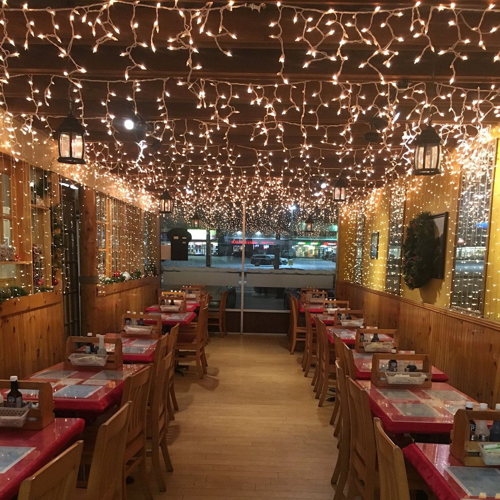 Harrys Fish & Chips | 1138 Fennell Ave E, Hamilton, ON L8T 1S5, Canada | Phone: (905) 383-0074