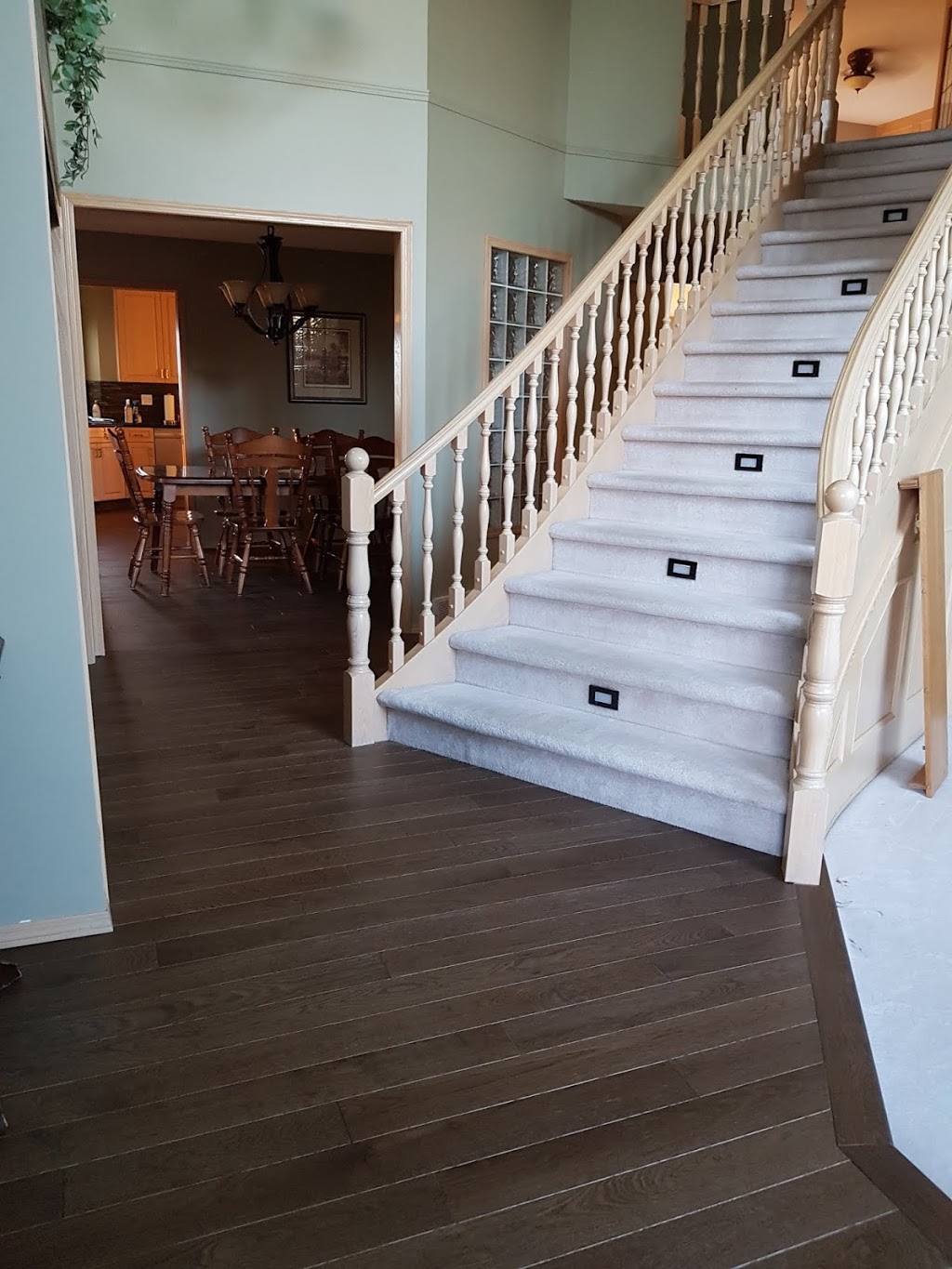 Floors On Crowfoot | 64 Crowfoot Cir NW, Calgary, AB T3G 2T3, Canada | Phone: (403) 285-2929