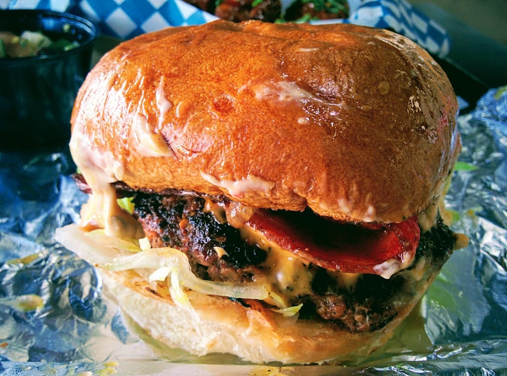Ricks Good Eats | 6660 Kennedy Rd #1, Mississauga, ON L5T 2M9, Canada | Phone: (905) 696-6966