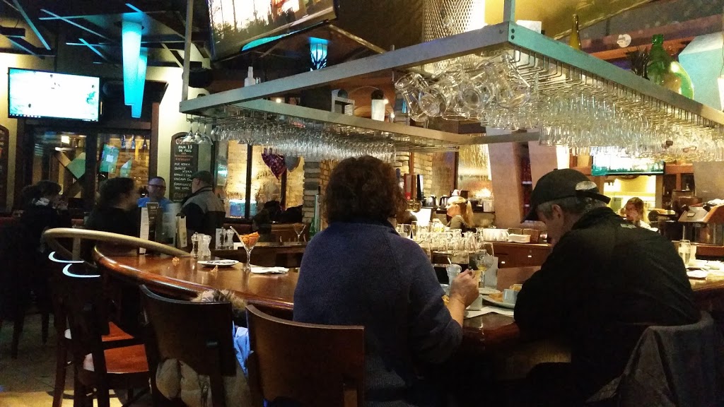 Rôtisserie St-Hubert | 1550 Avenue Jules-Verne, Québec, QC G2G 2R5, Canada | Phone: (418) 877-1234
