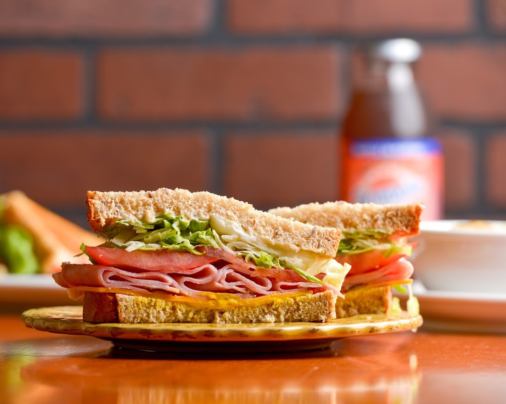 Mr. Lunch | 5, 20295 113b Ave Unit 5, Maple Ridge, BC V2X 6E9, Canada | Phone: (604) 465-4716