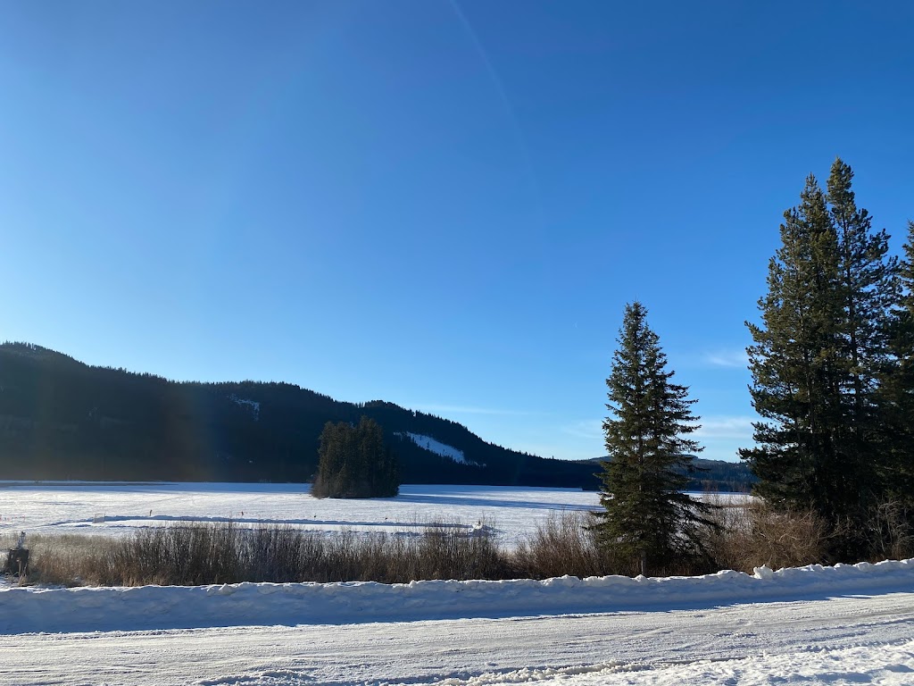 Knouff Lake Wilderness Resort | 9608 Knouff Lake Rd, Heffley Creek, BC V0E 1Z0, Canada | Phone: (250) 578-8155