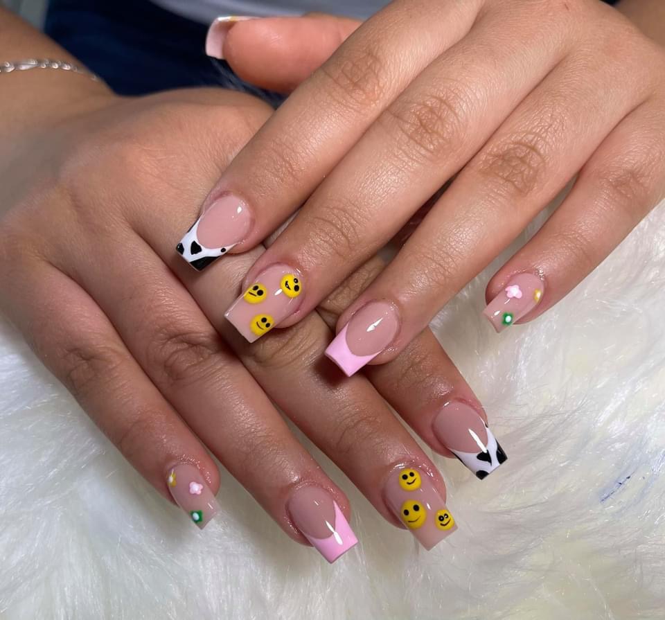 Nail Luxury Spa | 3280 Monarch Dr Unit 4, Orillia, ON L3V 8A2, Canada | Phone: (705) 329-0770