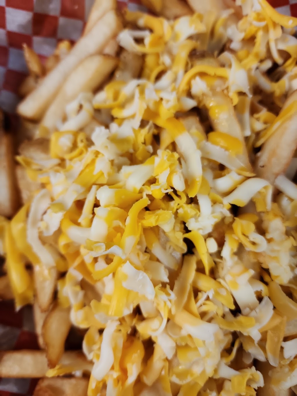 Little Georges Pizza & Pasta Local Guys | 4-6404 Metral Dr, Nanaimo, BC V9T 2L8, Canada | Phone: (250) 390-2888