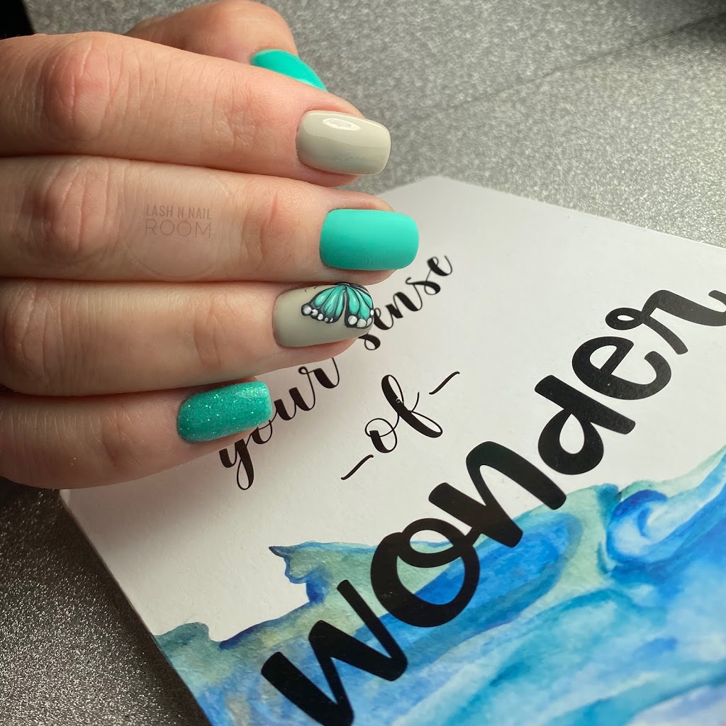 Lash n Nail Room Barrie | Manicure | Pedicure | Lash Extensions  | 75 Prince William Way Unit 53, Barrie, ON L4N 7P5, Canada | Phone: (647) 633-5433